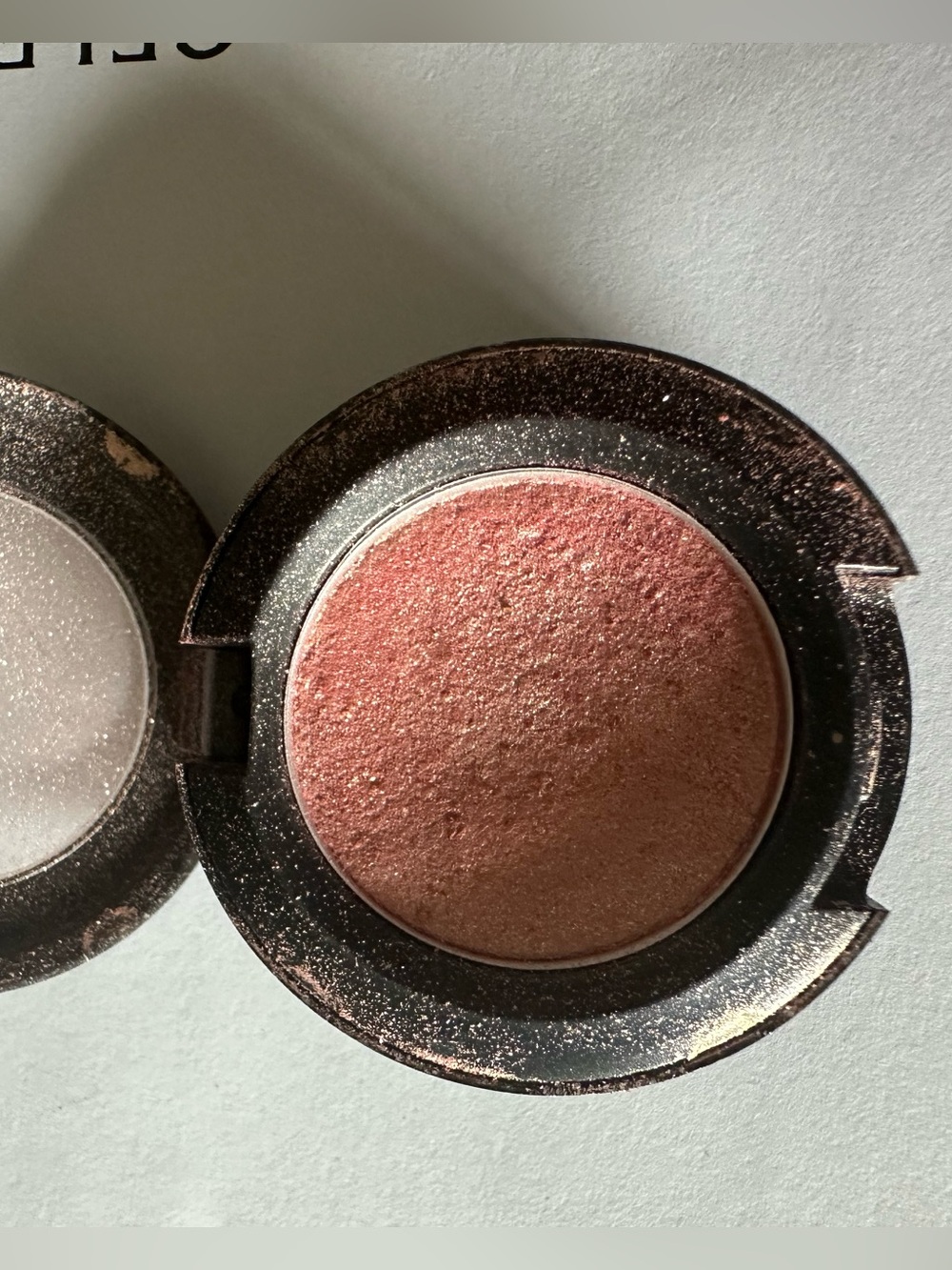 MAC Cosmetics eyeshadow-Gleam